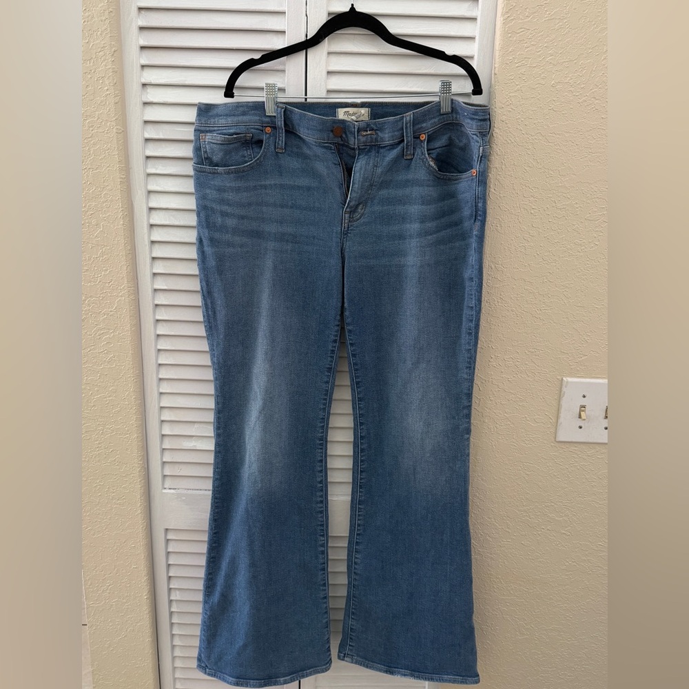 Madewell low rise skinny flare jeans size32